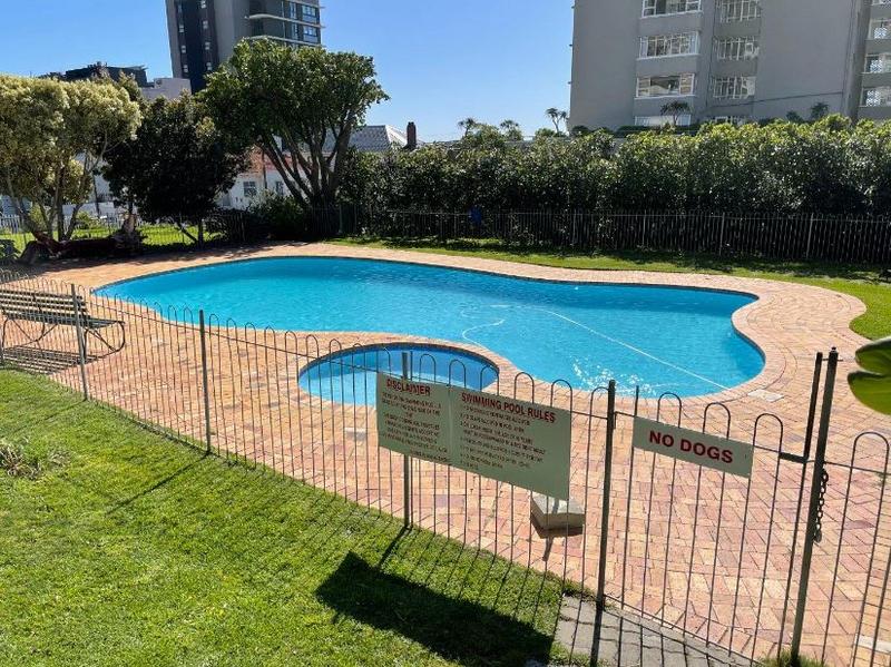 2 Bedroom Property for Sale in Green Point Western Cape